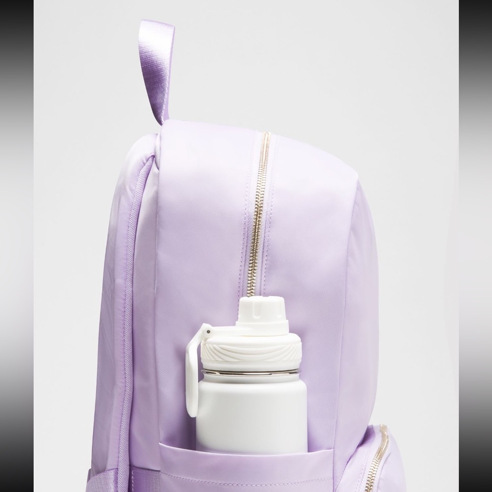 NWT Everywhere Backpack *Metal Hardware Lavender Frost /Gold 22 L - Picture 5 of 8